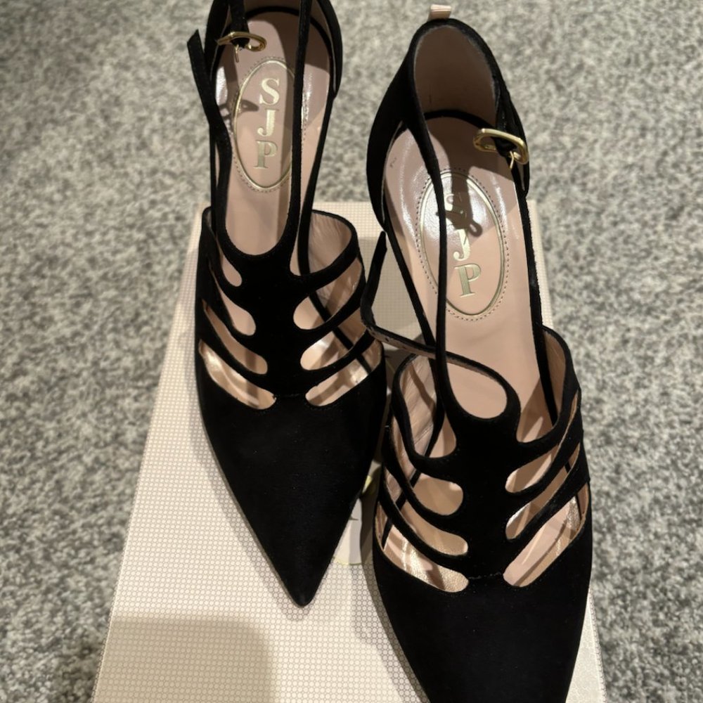 Black SJP Black Heals Size 7